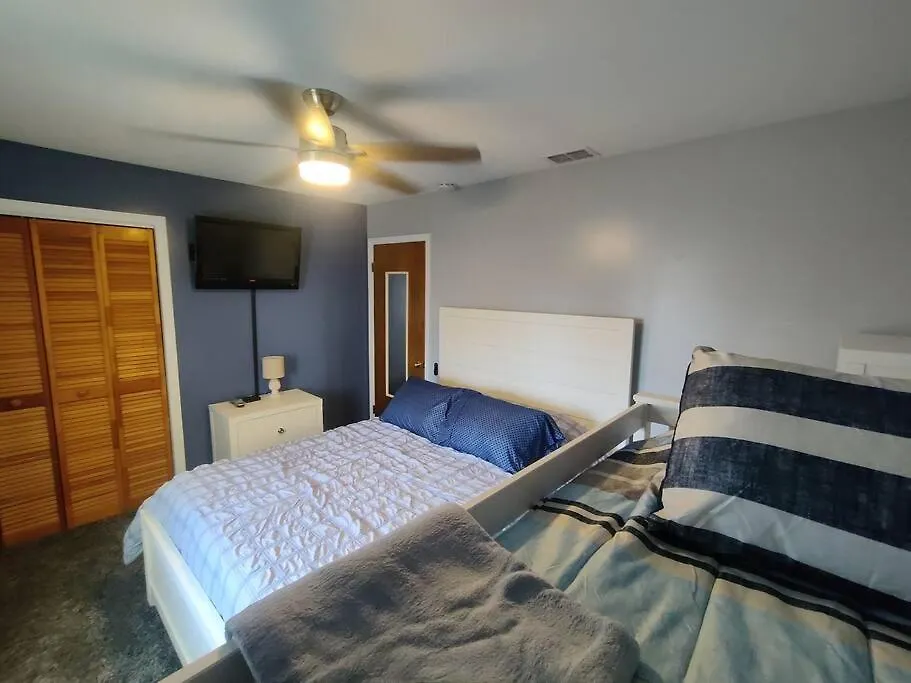 Apartman Pets Stay Free! Fenced! Parking For 2! 11 Pools! Panama City Beach