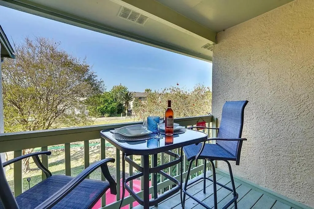Pets Stay Free! Fenced! Parking For 2! 11 Pools! Panama City Beach Apartman